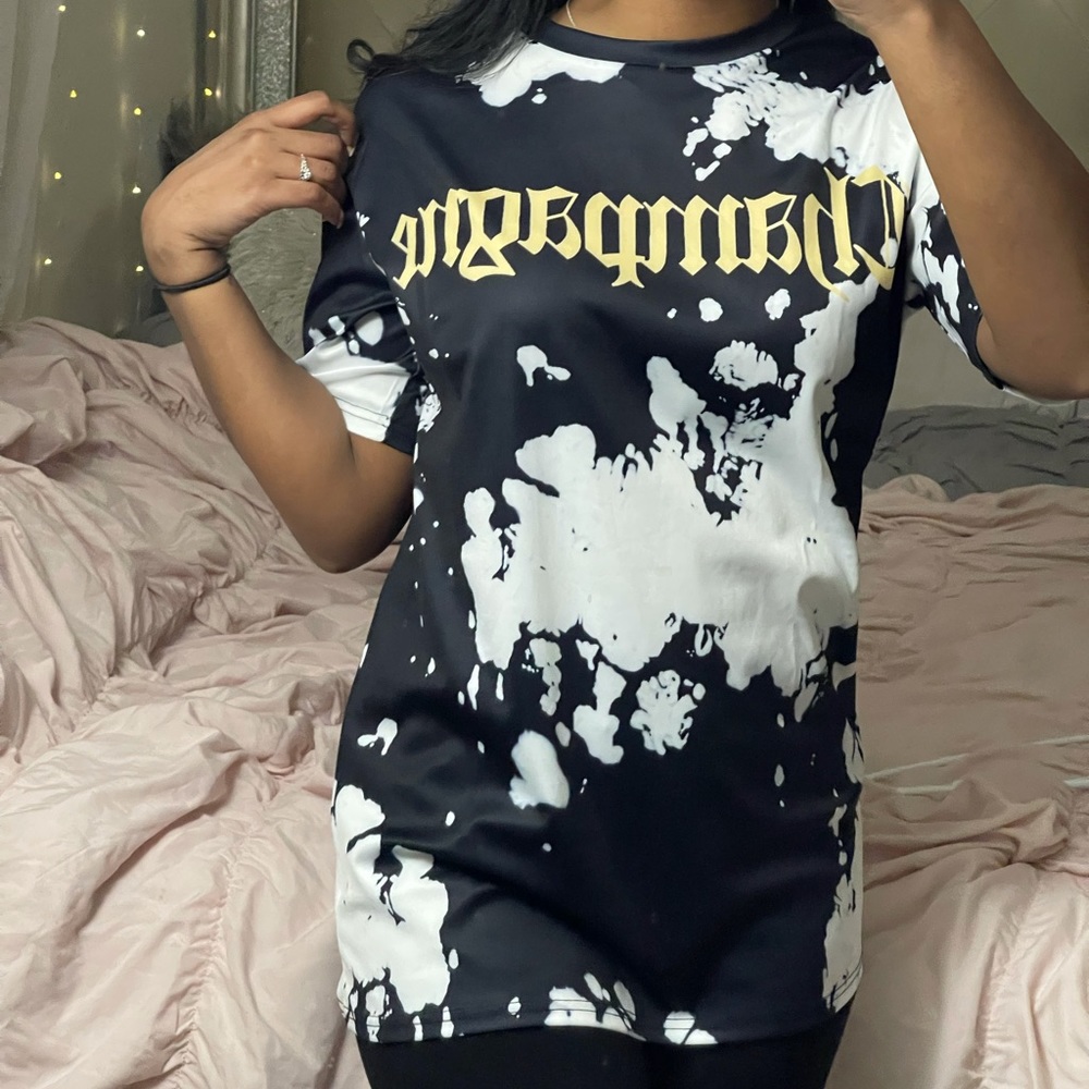 champagne tee